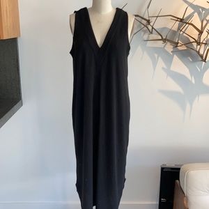 Karen Zambos hacci v neck knit dress. All size S